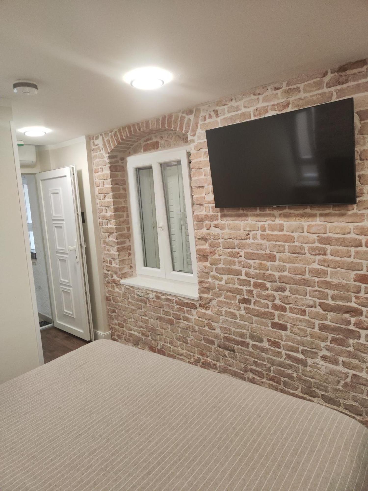 Gasthuis Luxury And Authentic In Old Town Split
